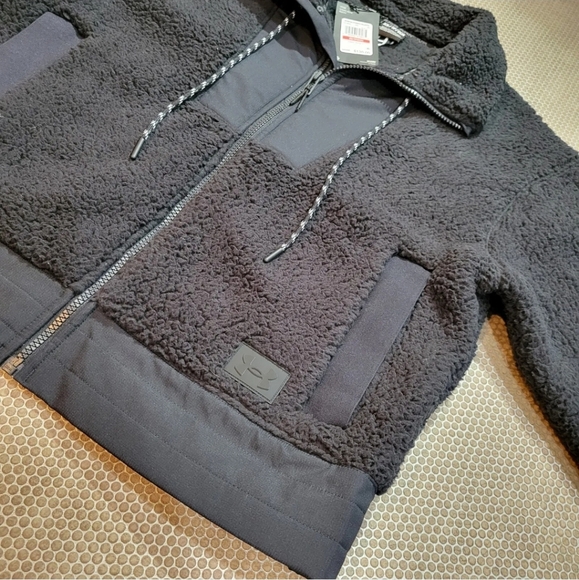 Under Armour Women's Legacy Sherpa Full-Zip Jacket Black Size XSmall-NWT - Picture 4 of 15